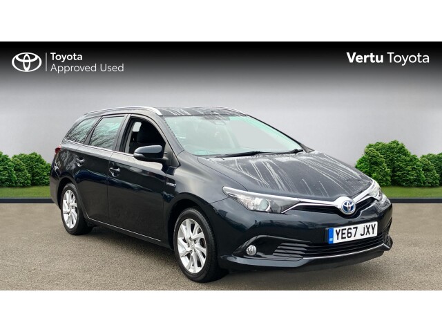 Main listing image - Toyota Auris Touring Sport