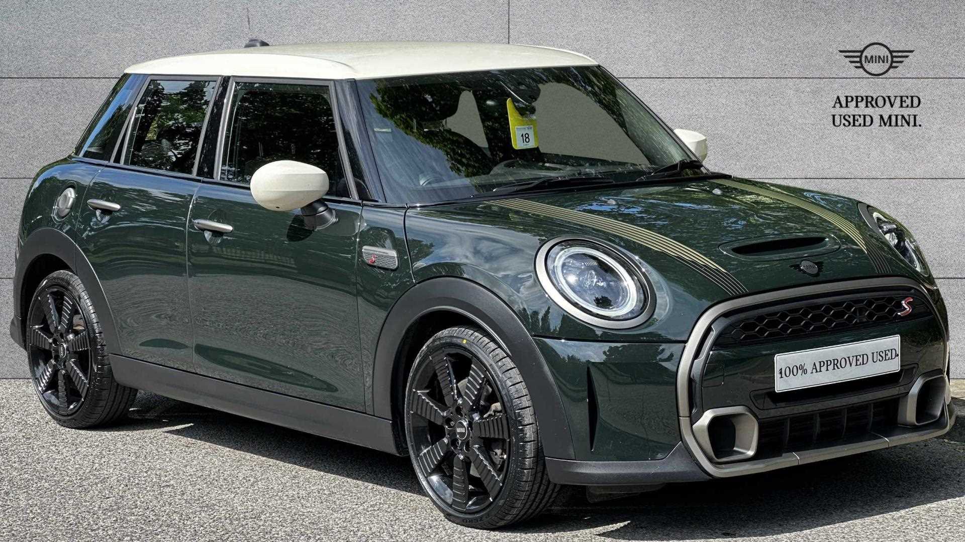 Main listing image - MINI Hatchback 5dr