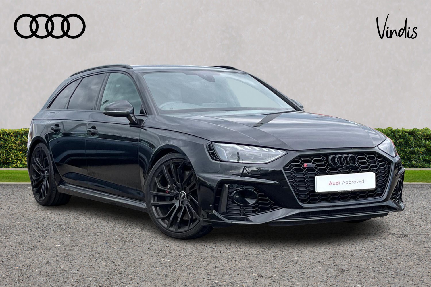 Main listing image - Audi RS4