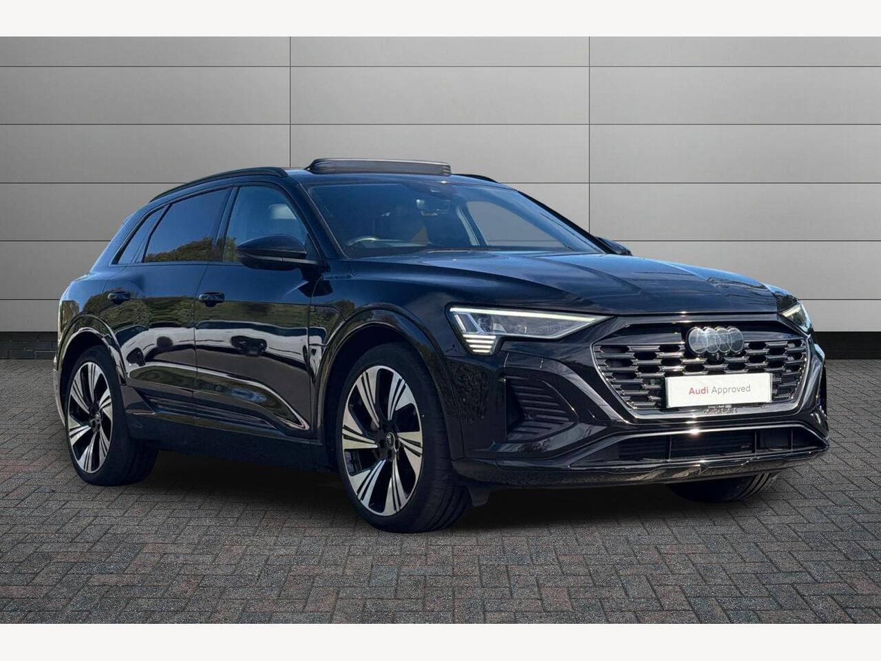 Main listing image - Audi Q8