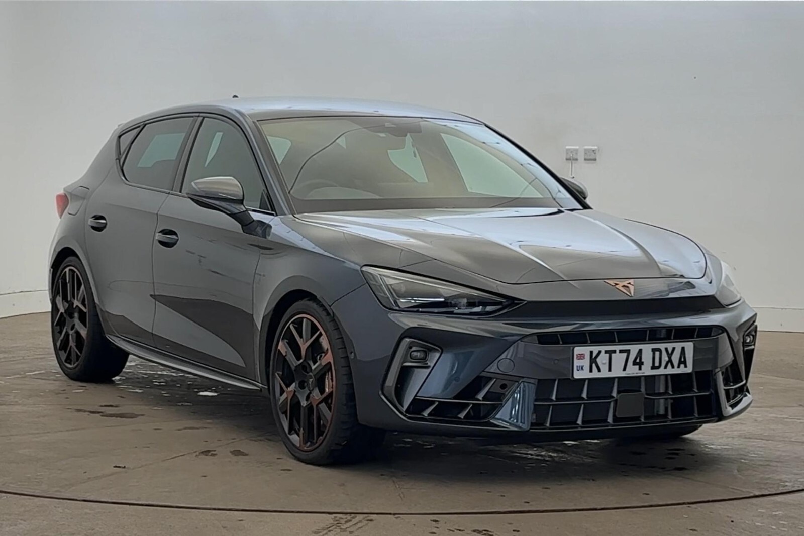 Main listing image - Cupra Leon