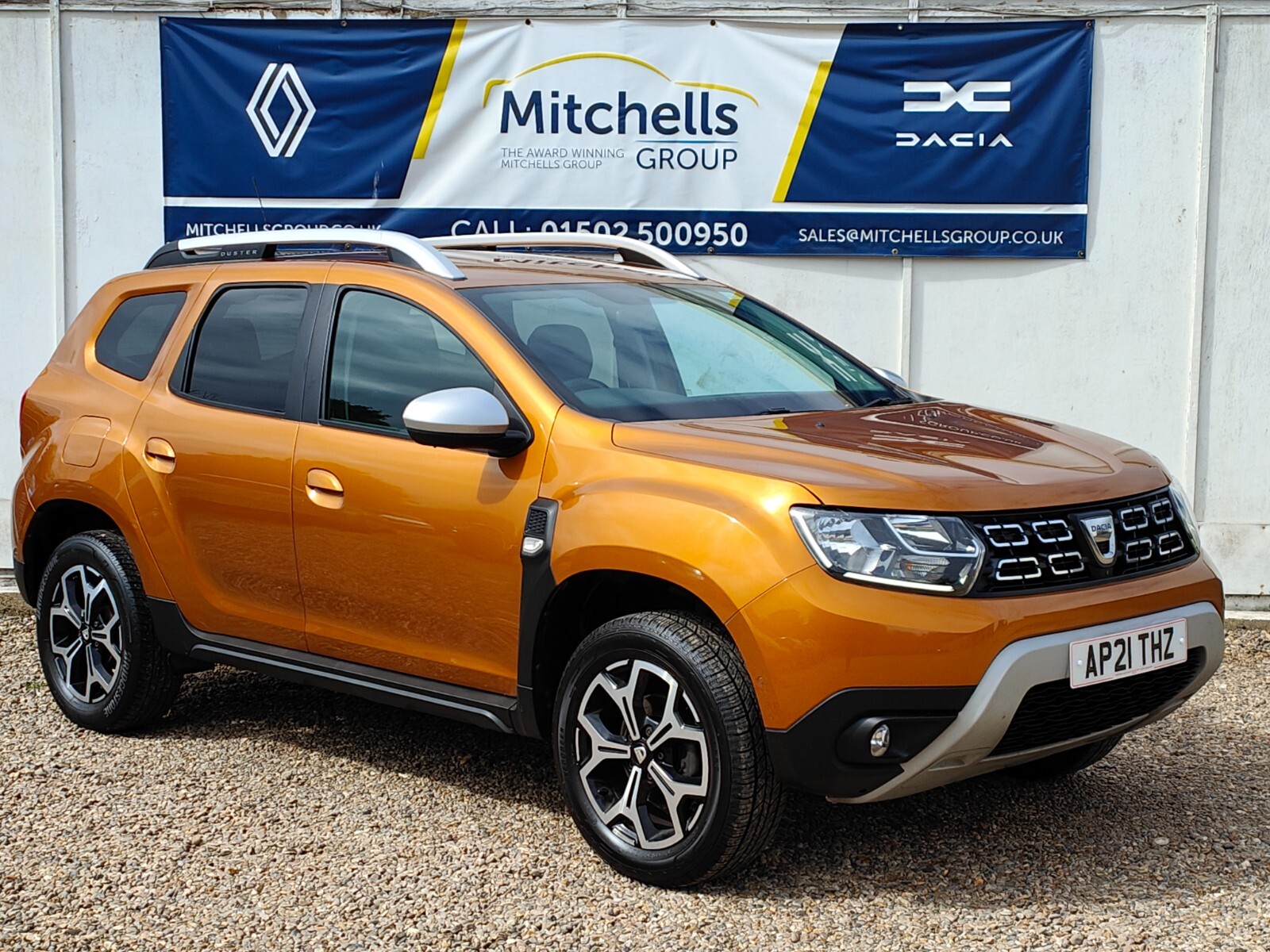 Main listing image - Dacia Duster