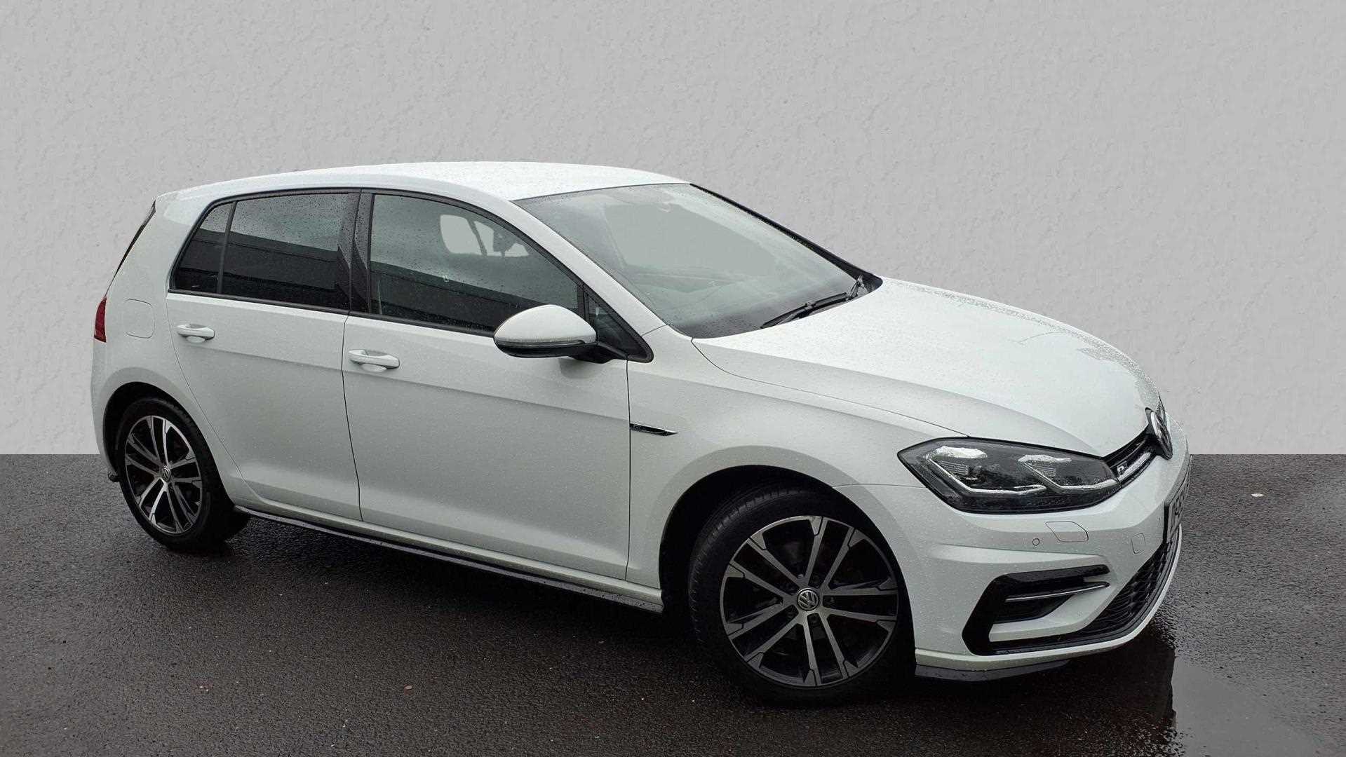 Main listing image - Volkswagen Golf