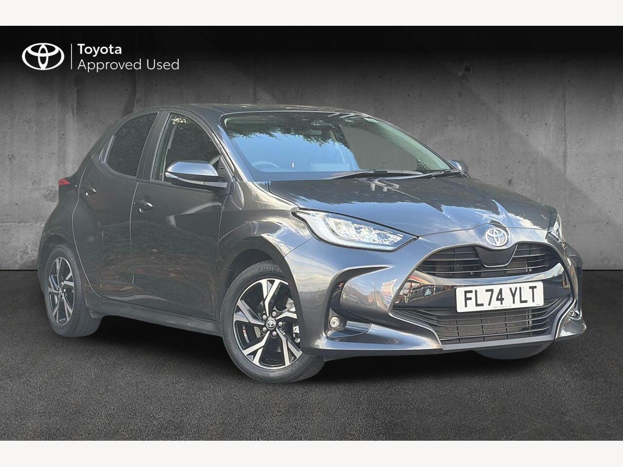 Main listing image - Toyota Yaris