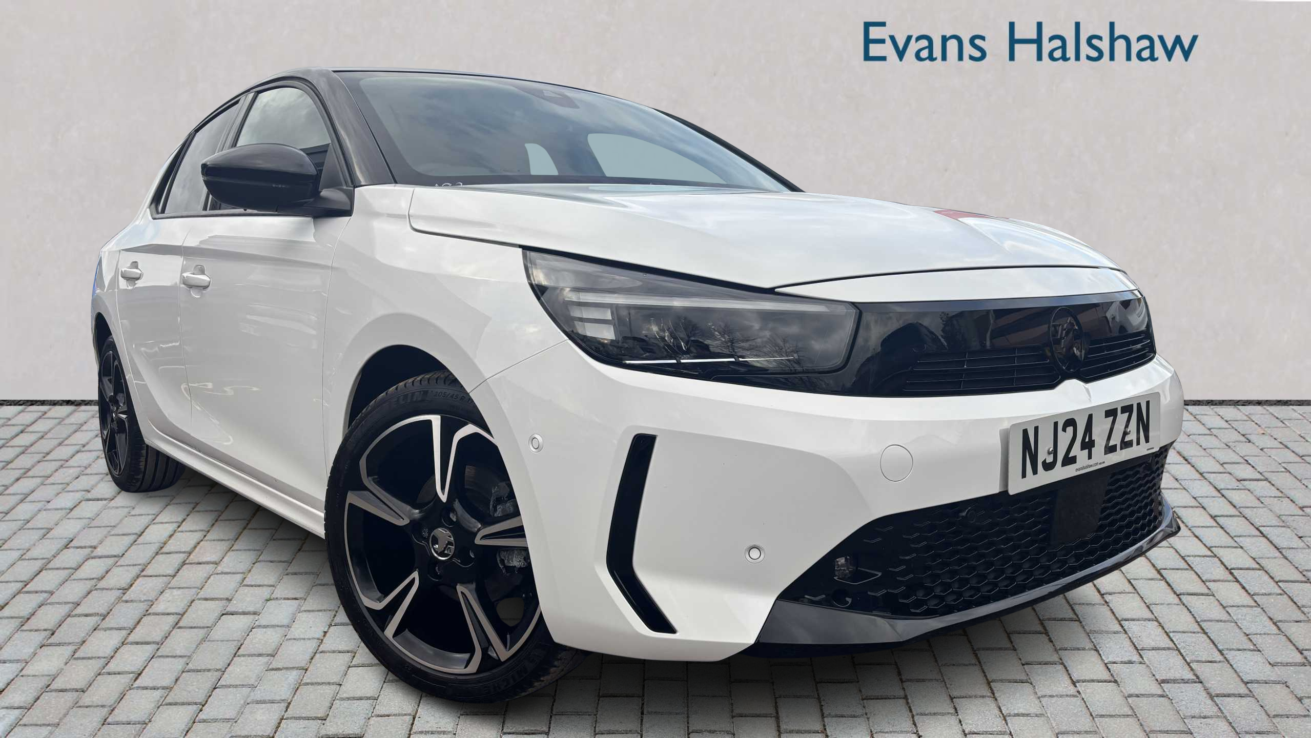 Main listing image - Vauxhall Corsa