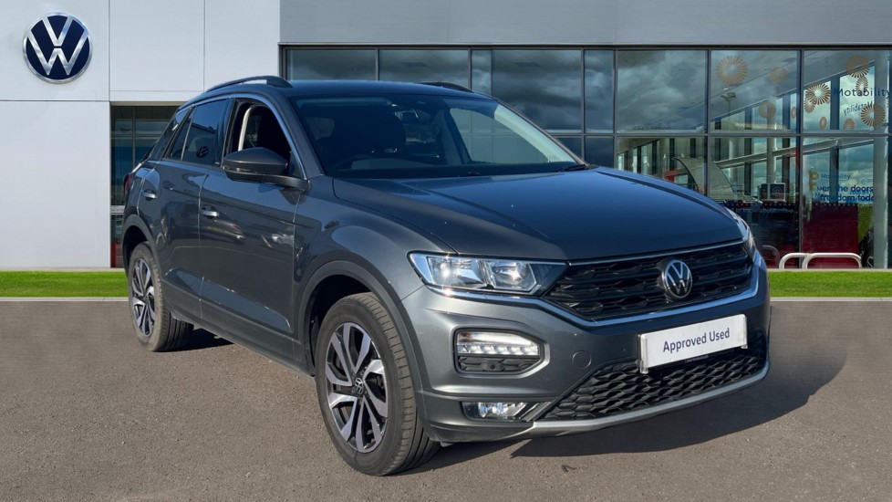 Main listing image - Volkswagen T-Roc