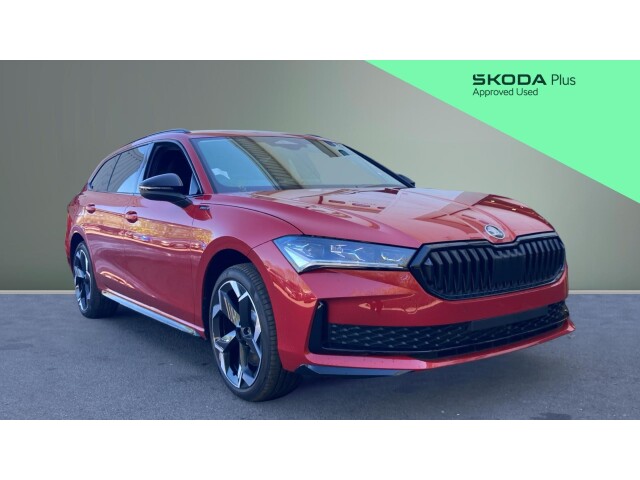 Main listing image - Skoda Superb