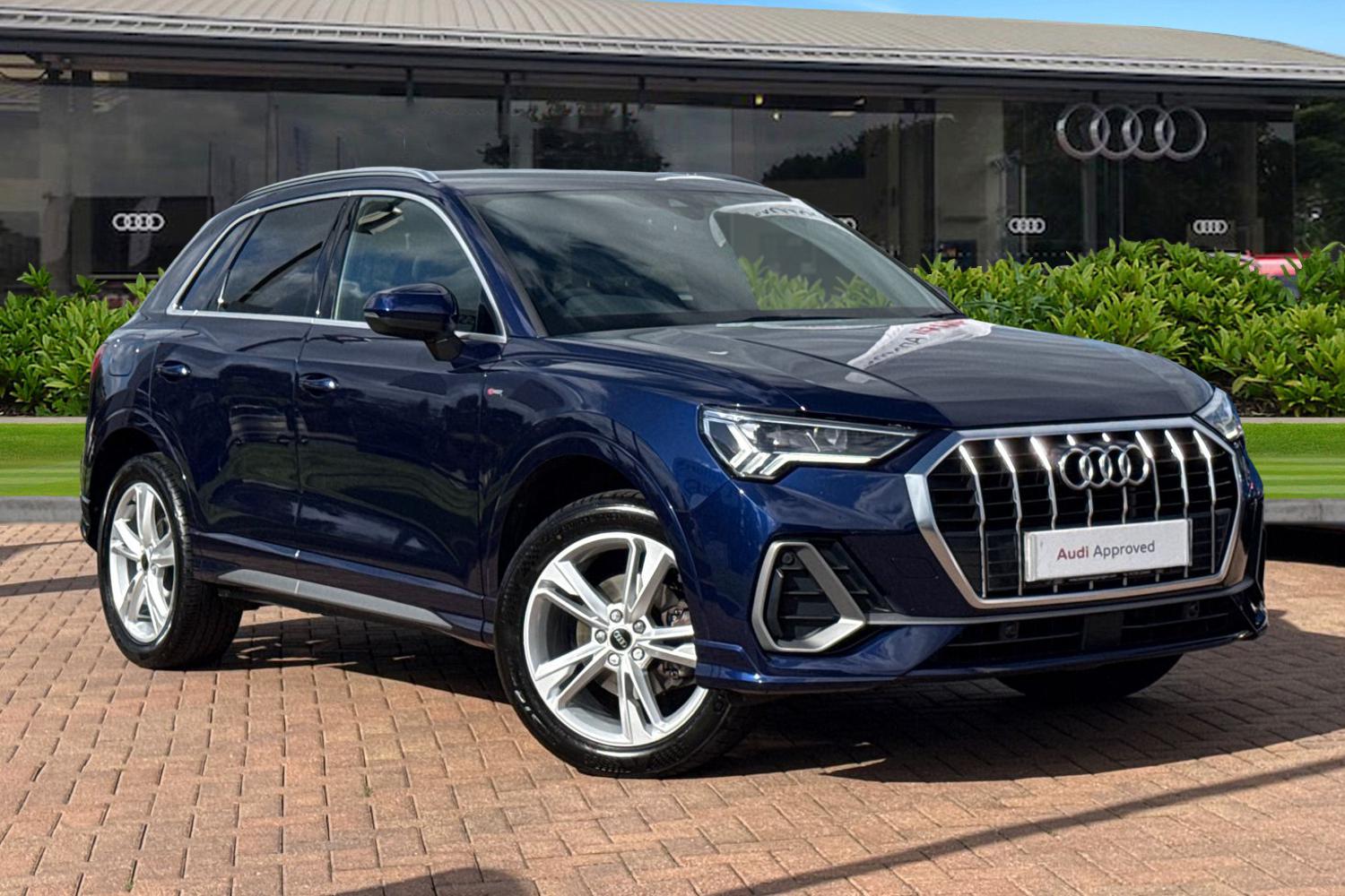 Main listing image - Audi Q3