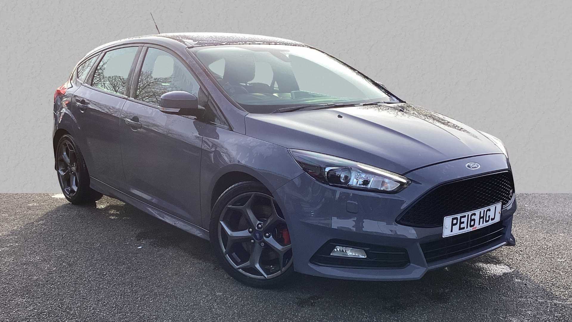 Main listing image - Ford Focus ST