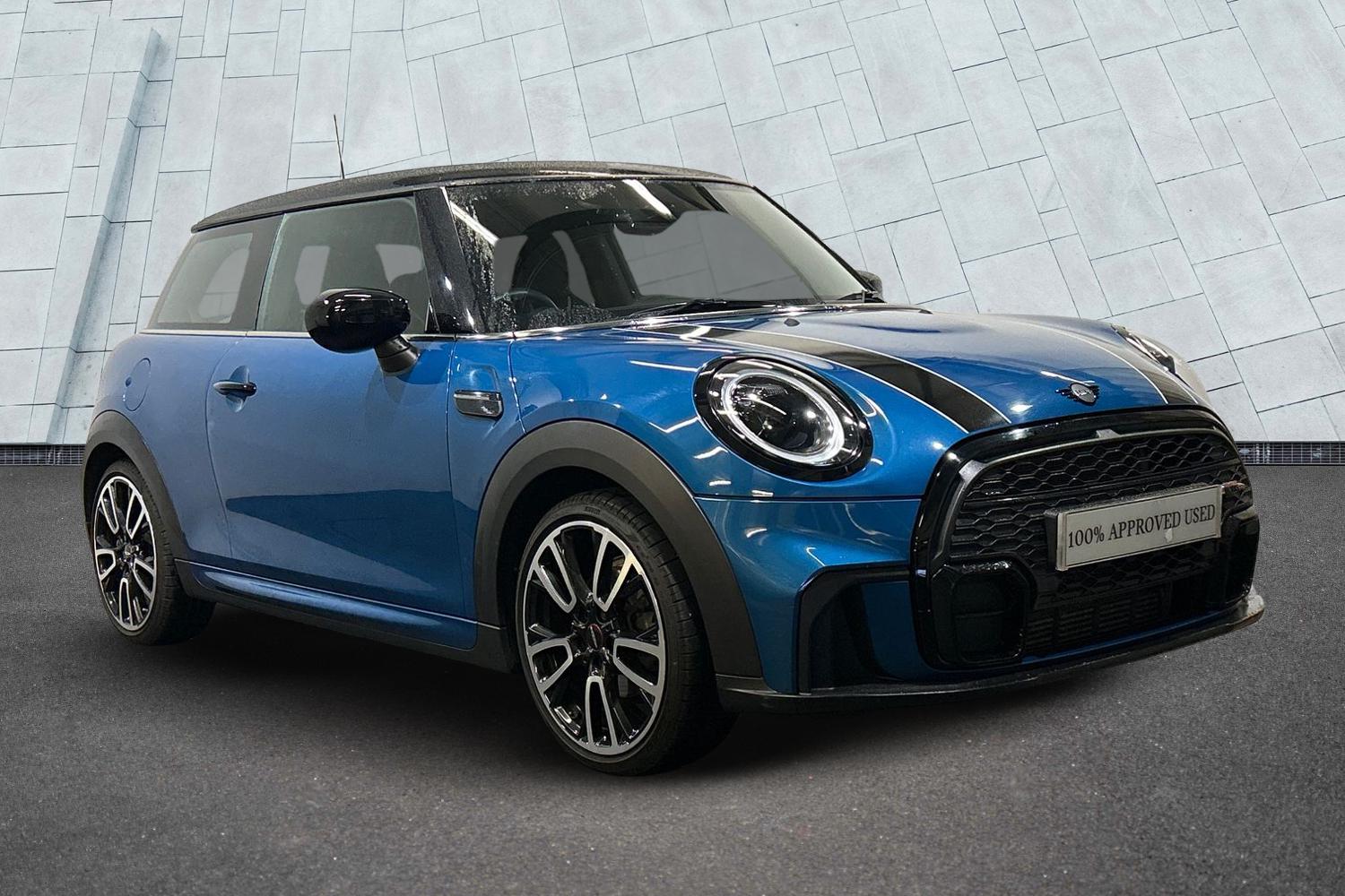 Main listing image - MINI Hatchback