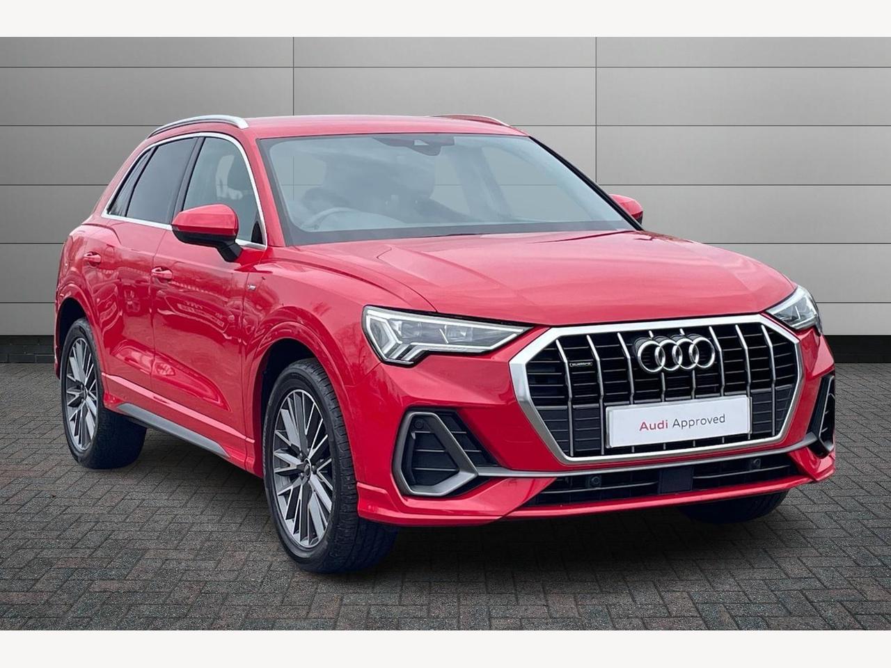 Main listing image - Audi Q3