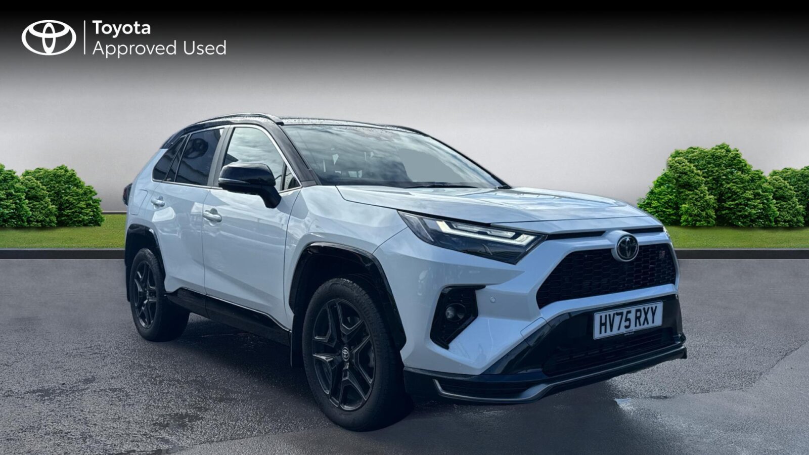 Main listing image - Toyota RAV4