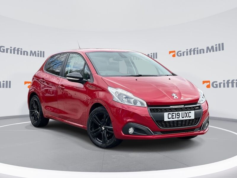 Main listing image - Peugeot 208