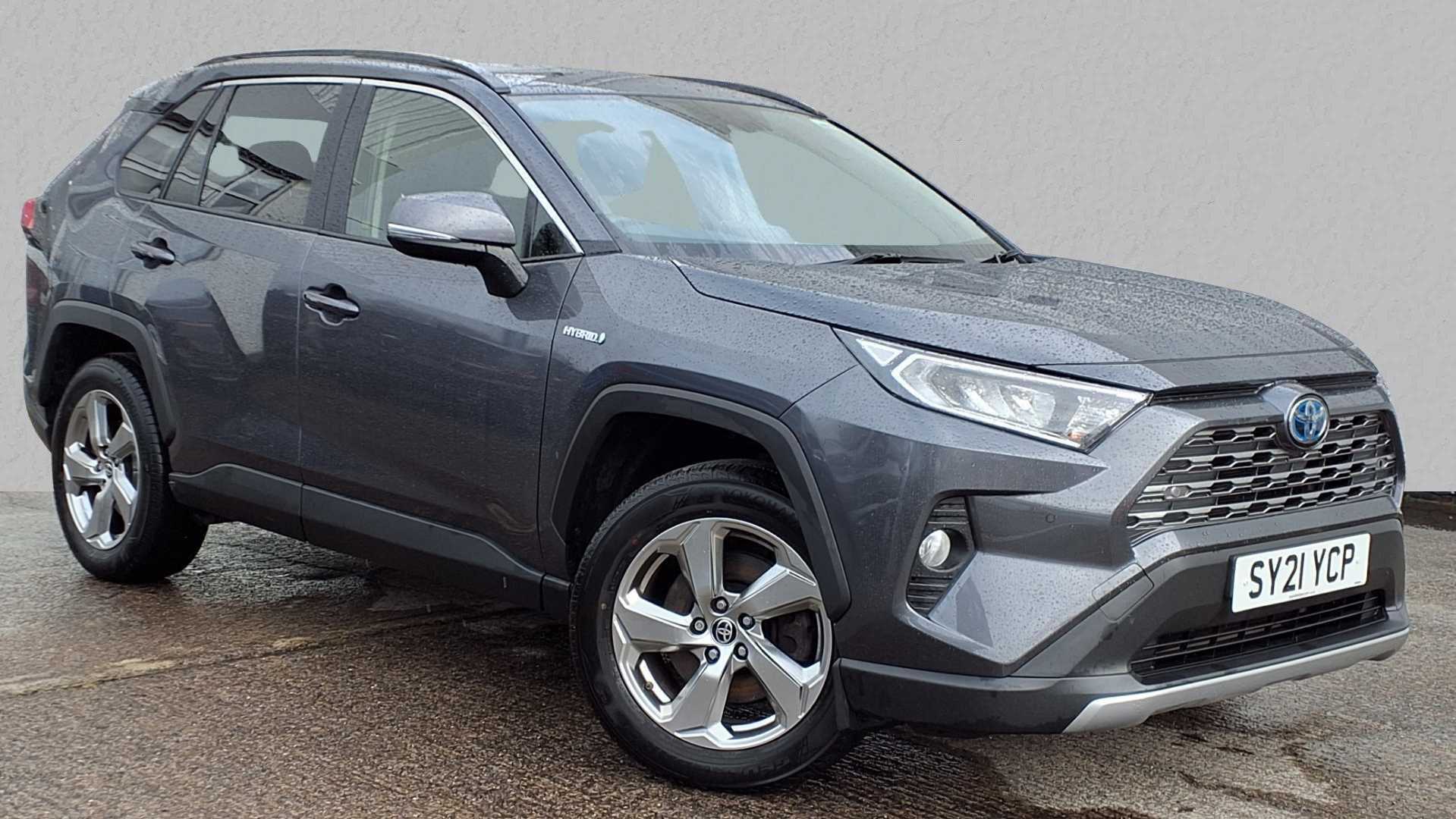 Main listing image - Toyota RAV4