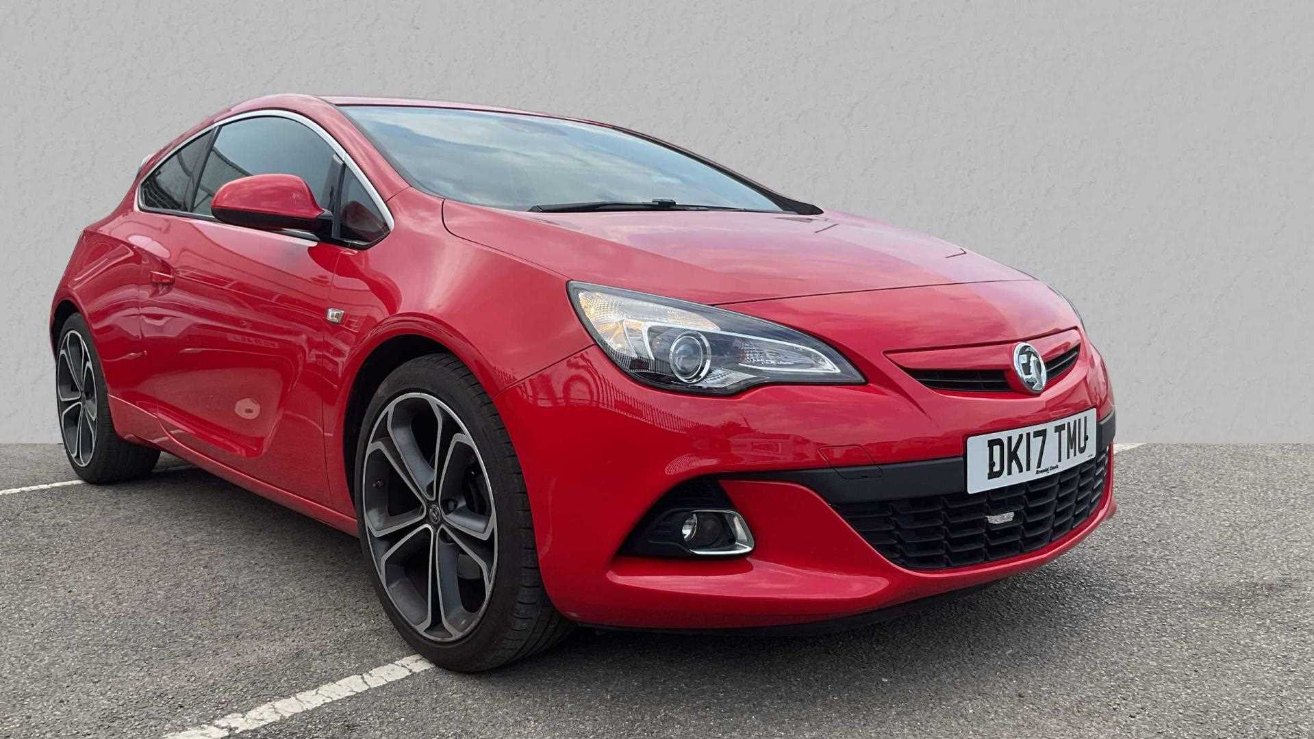 Main listing image - Vauxhall GTC