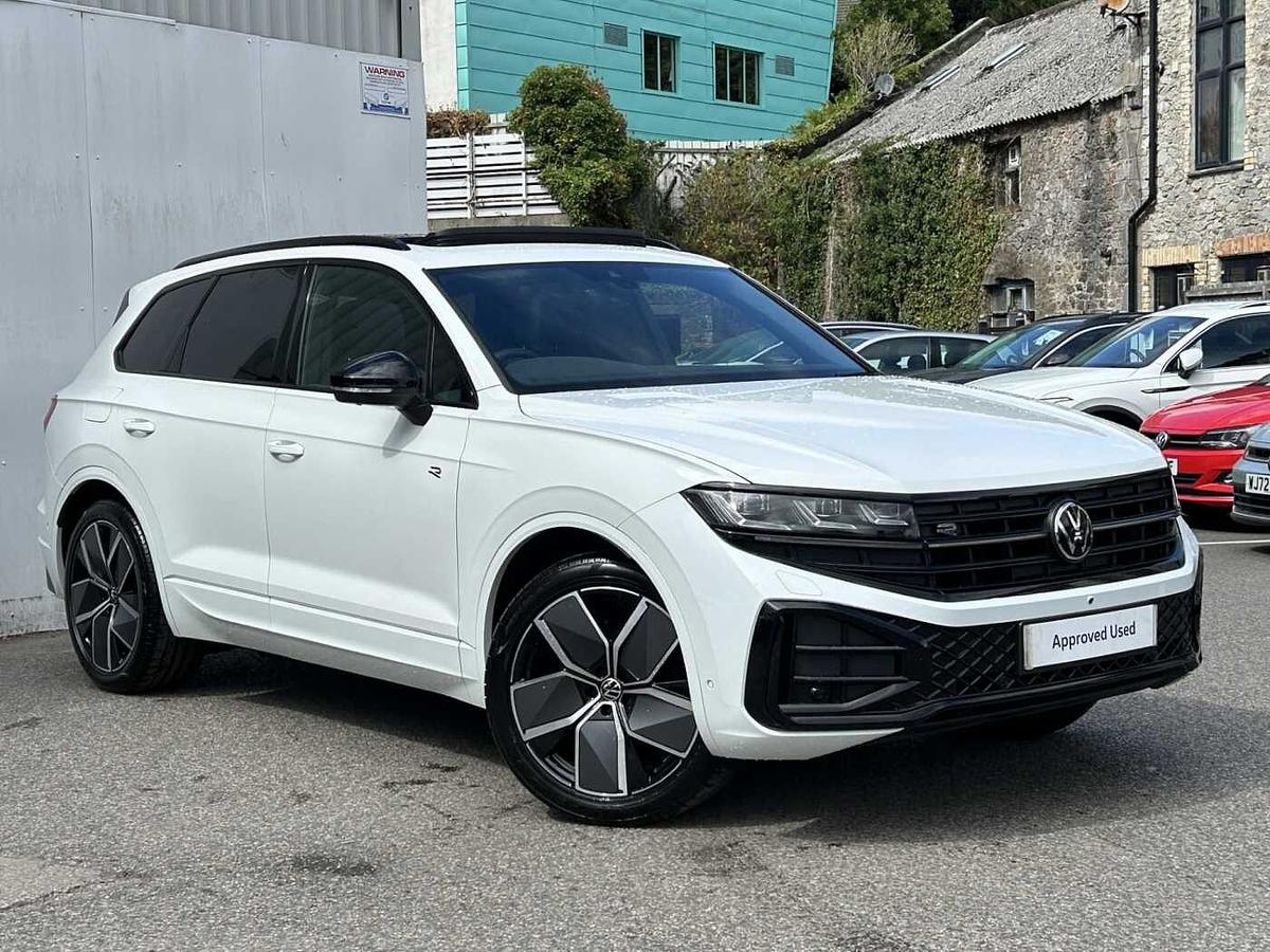 Main listing image - Volkswagen Touareg