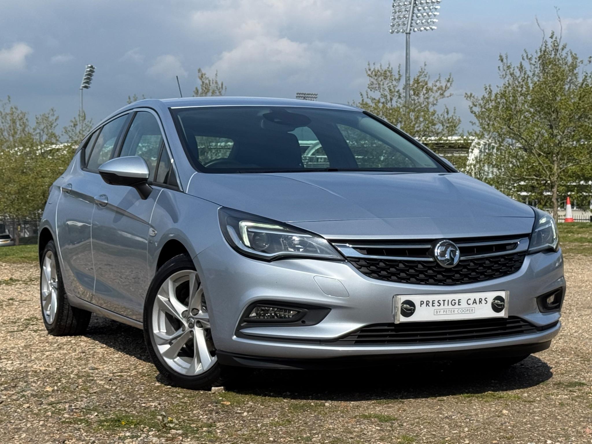 Main listing image - Vauxhall Astra