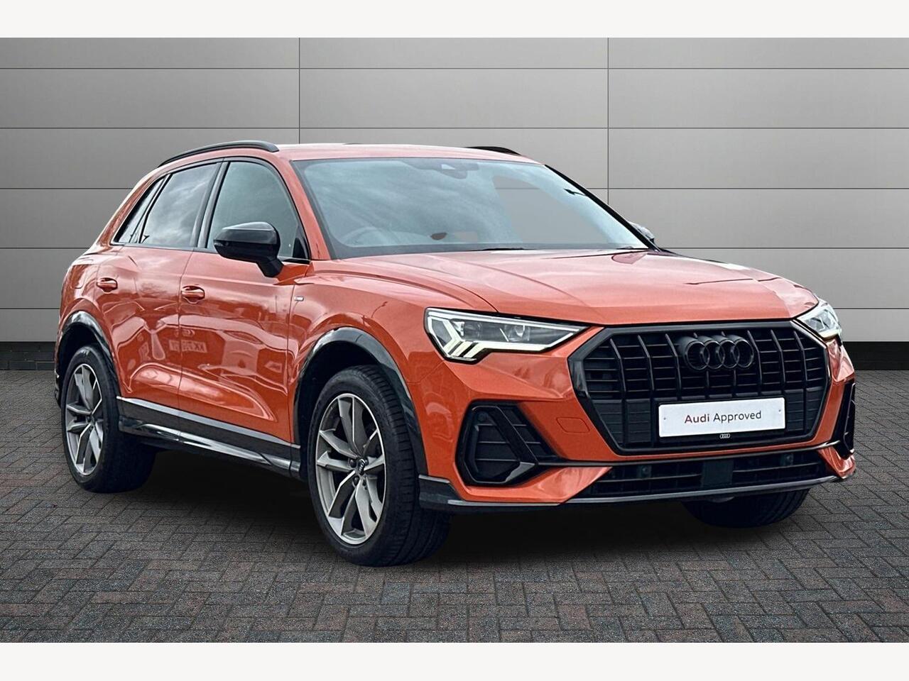 Main listing image - Audi Q3