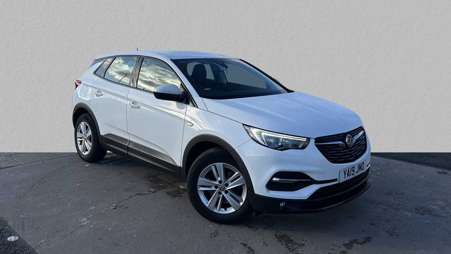 Main listing image - Vauxhall Grandland X