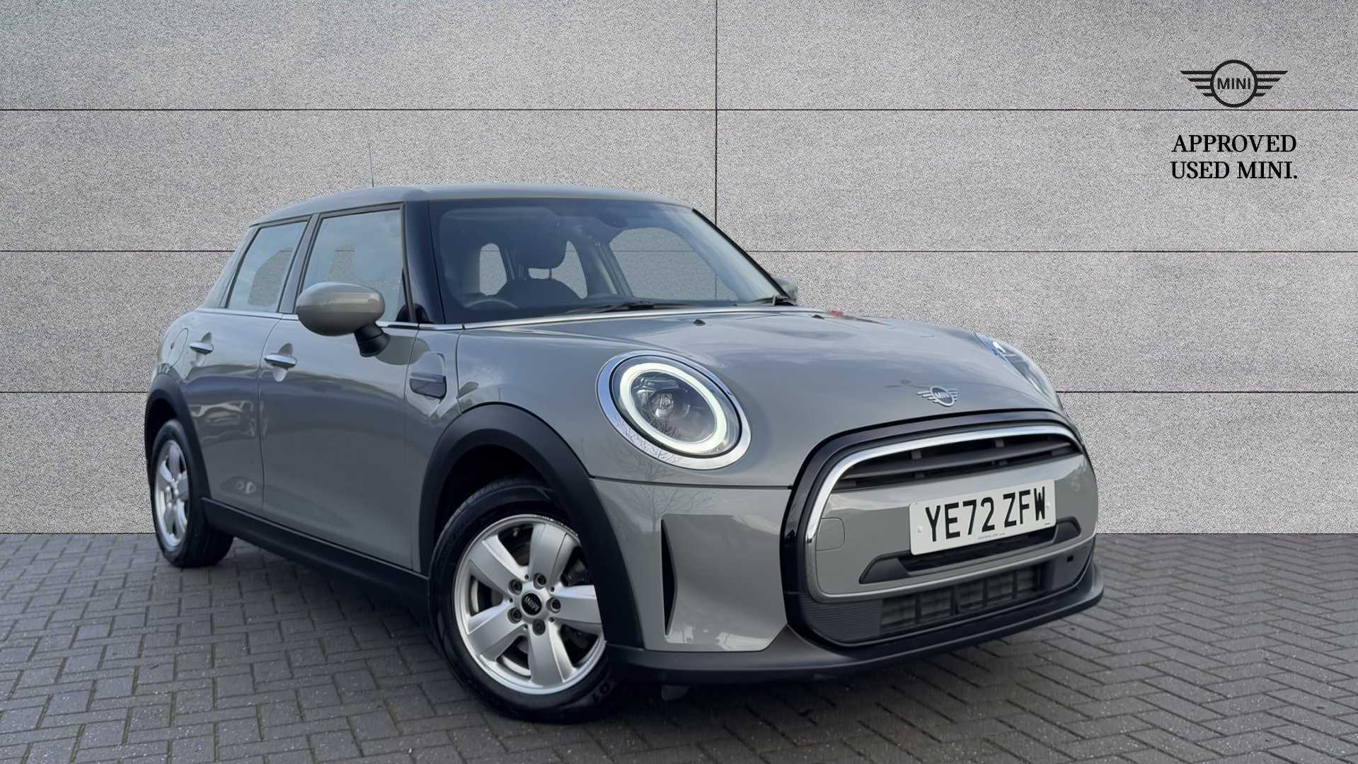 Main listing image - MINI Hatchback 5dr