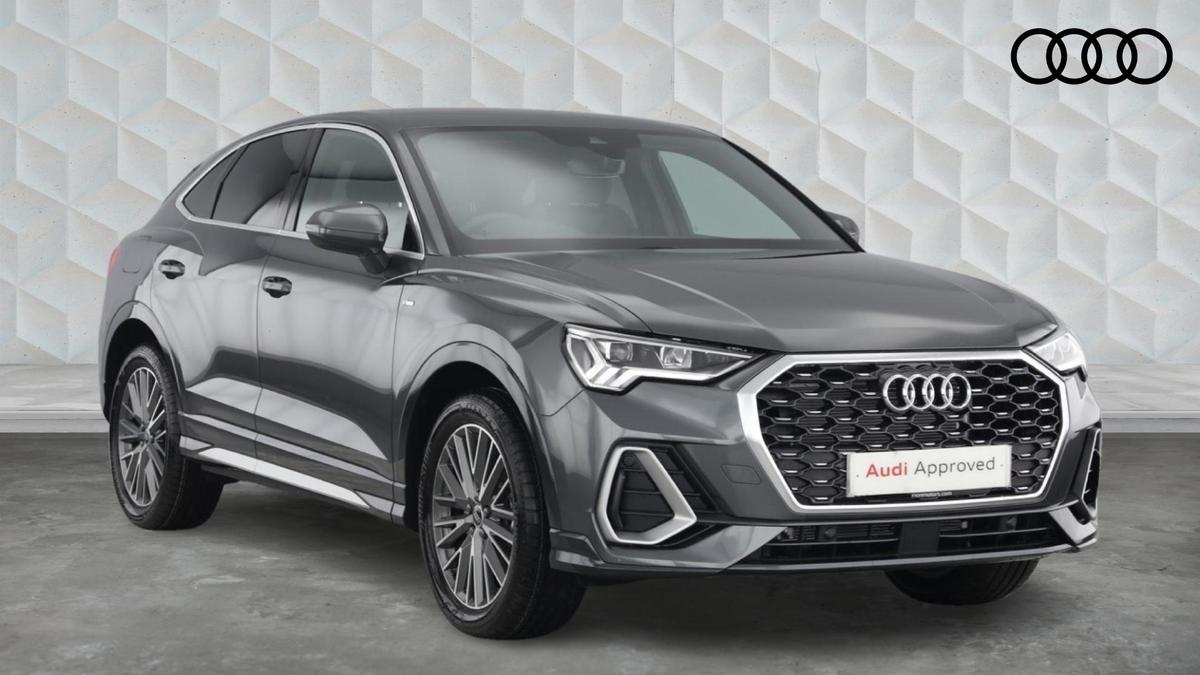 Main listing image - Audi Q3