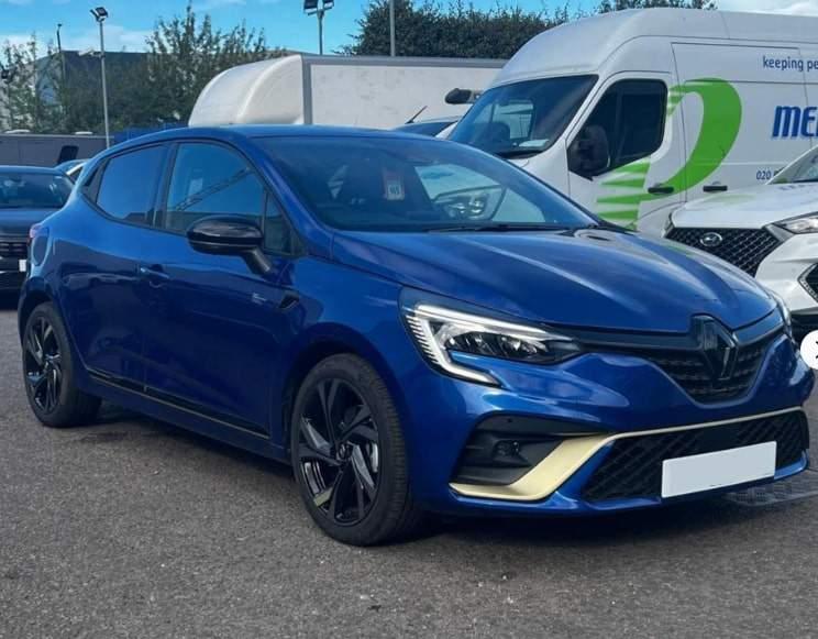 Main listing image - Renault Clio