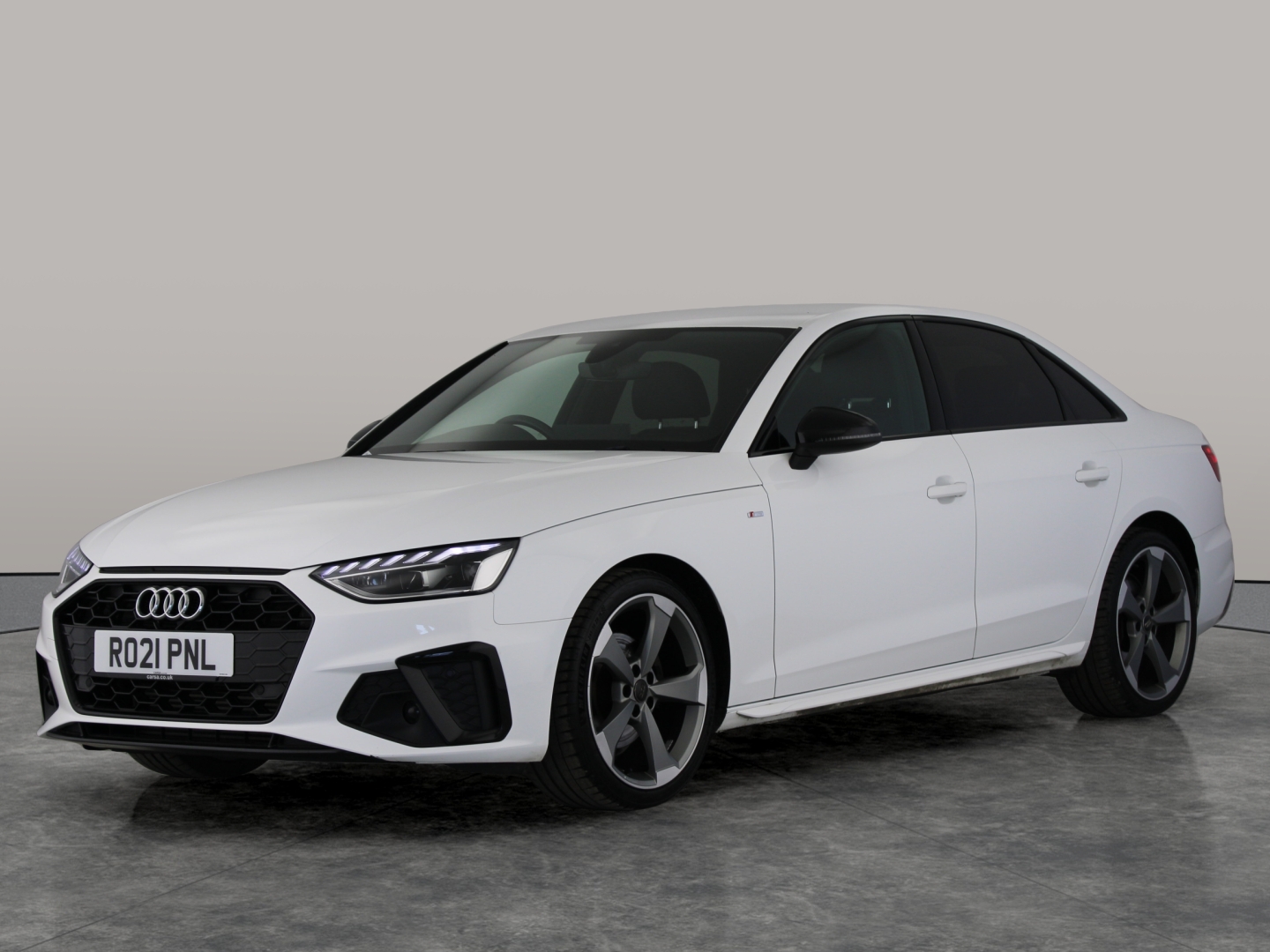 Main listing image - Audi A4