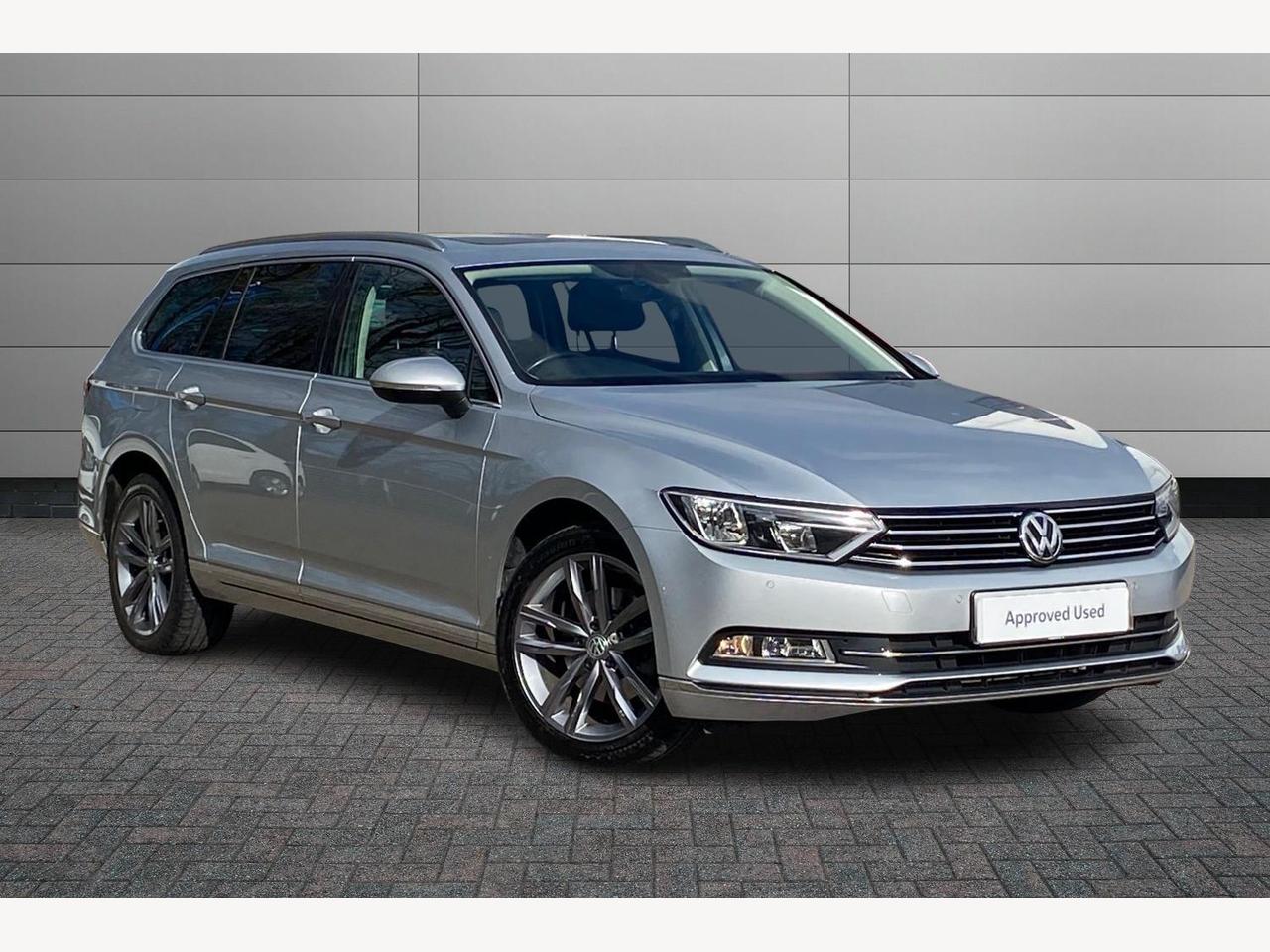 Main listing image - Volkswagen Passat Estate