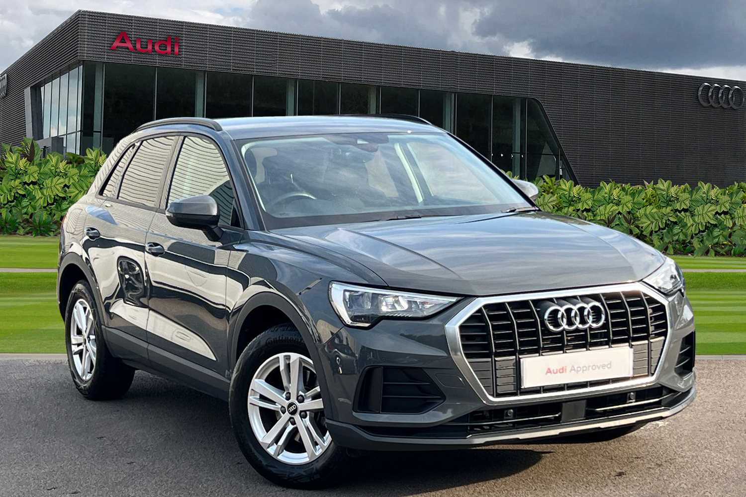 Main listing image - Audi Q3