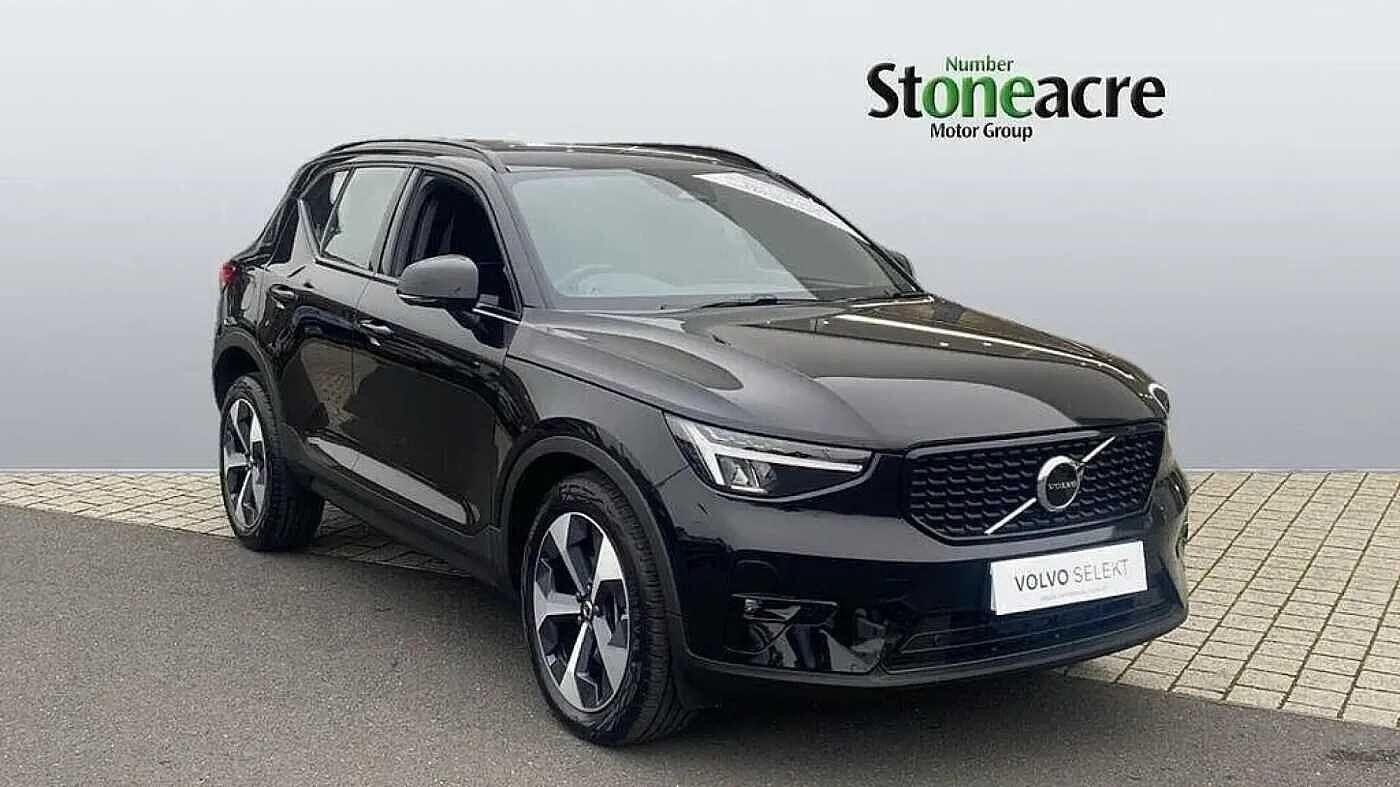 Main listing image - Volvo XC40