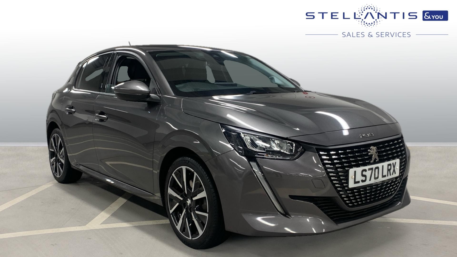 Main listing image - Peugeot 208