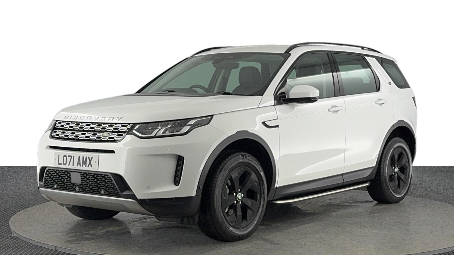 Main listing image - Land Rover Discovery Sport