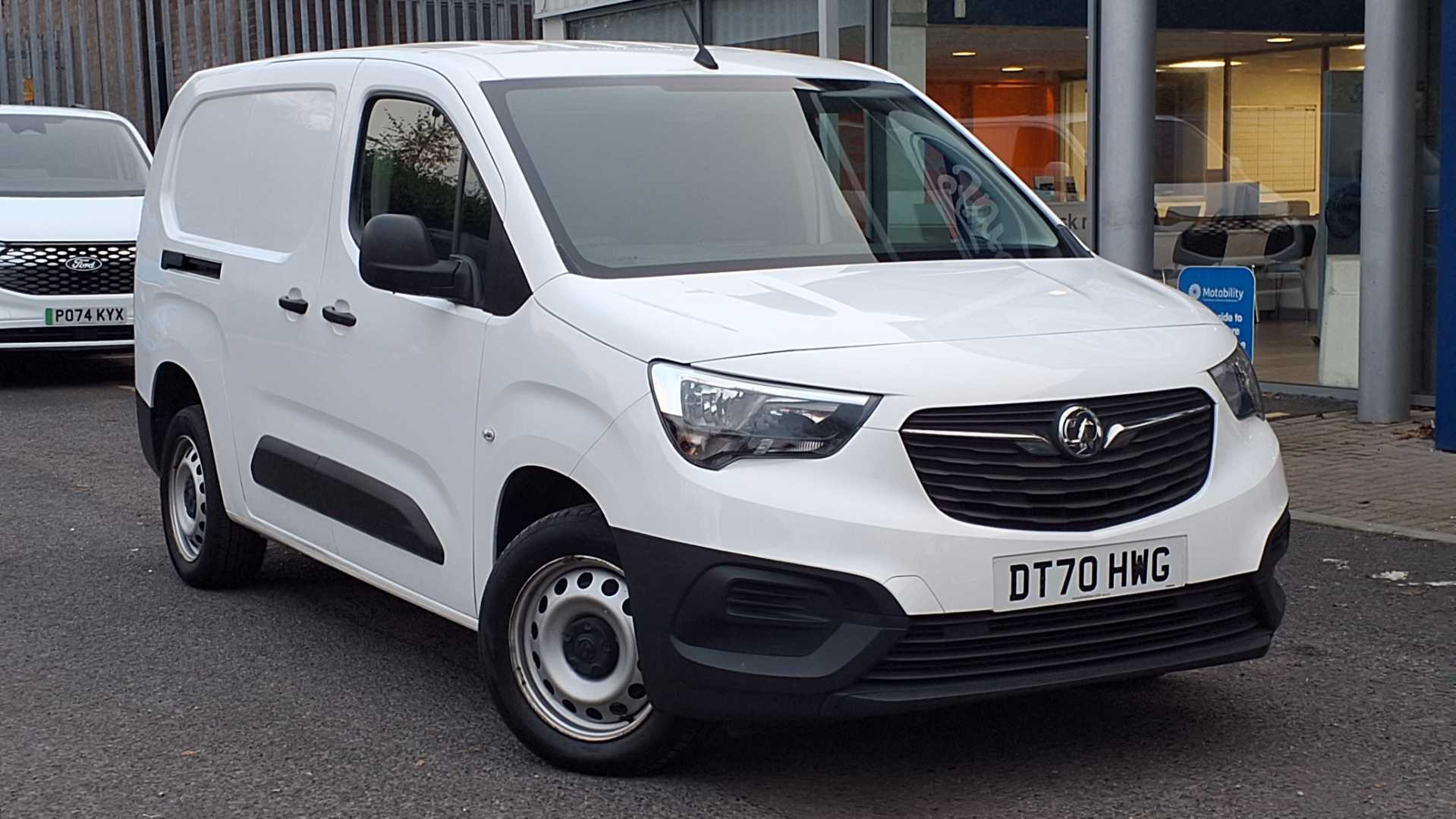 Main listing image - Vauxhall Combo Cargo