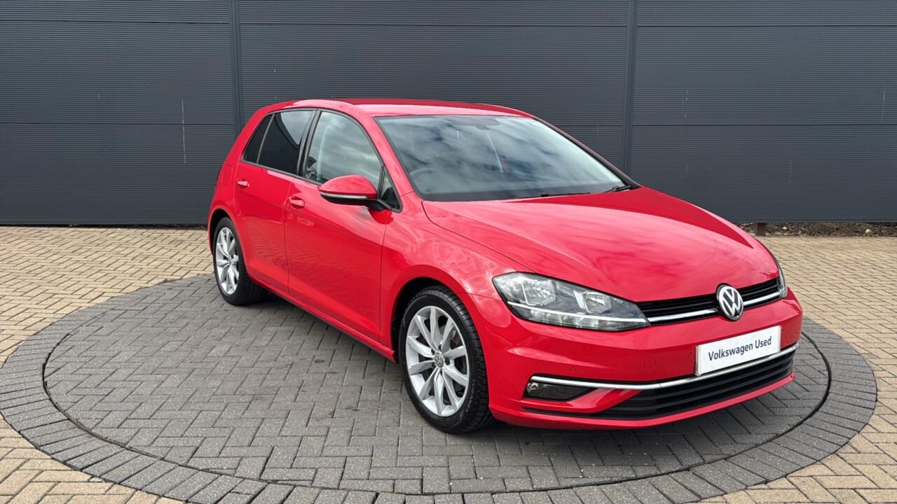 Main listing image - Volkswagen Golf