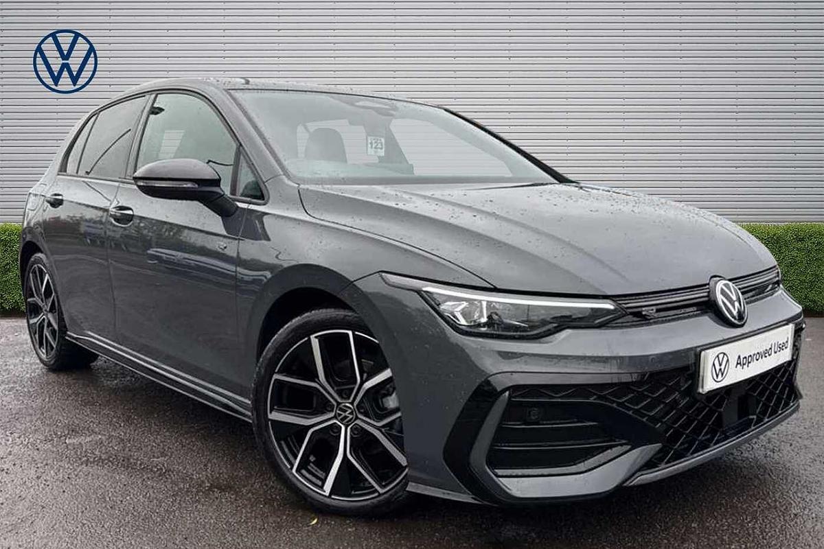 Main listing image - Volkswagen Golf