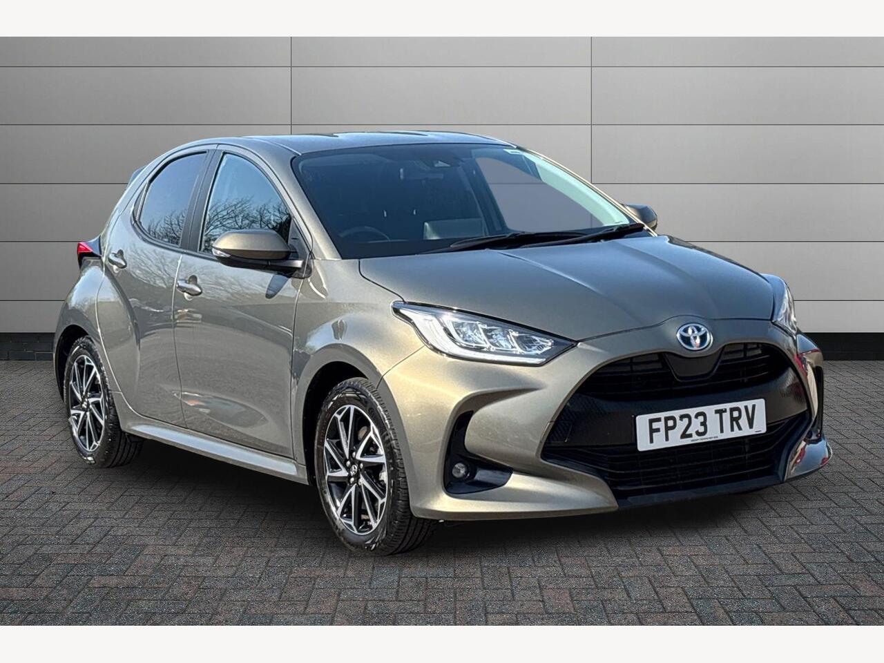 Main listing image - Toyota Yaris