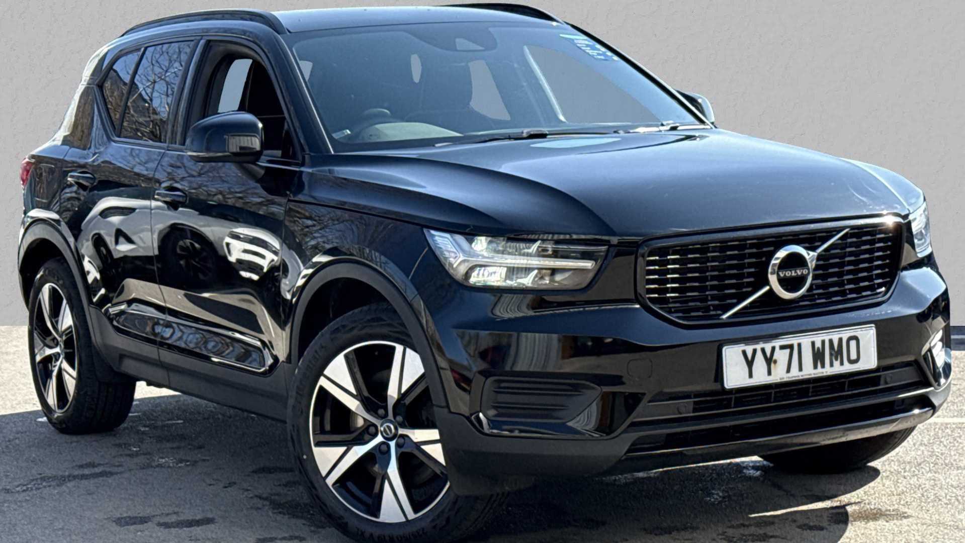 Main listing image - Volvo XC40 Recharge