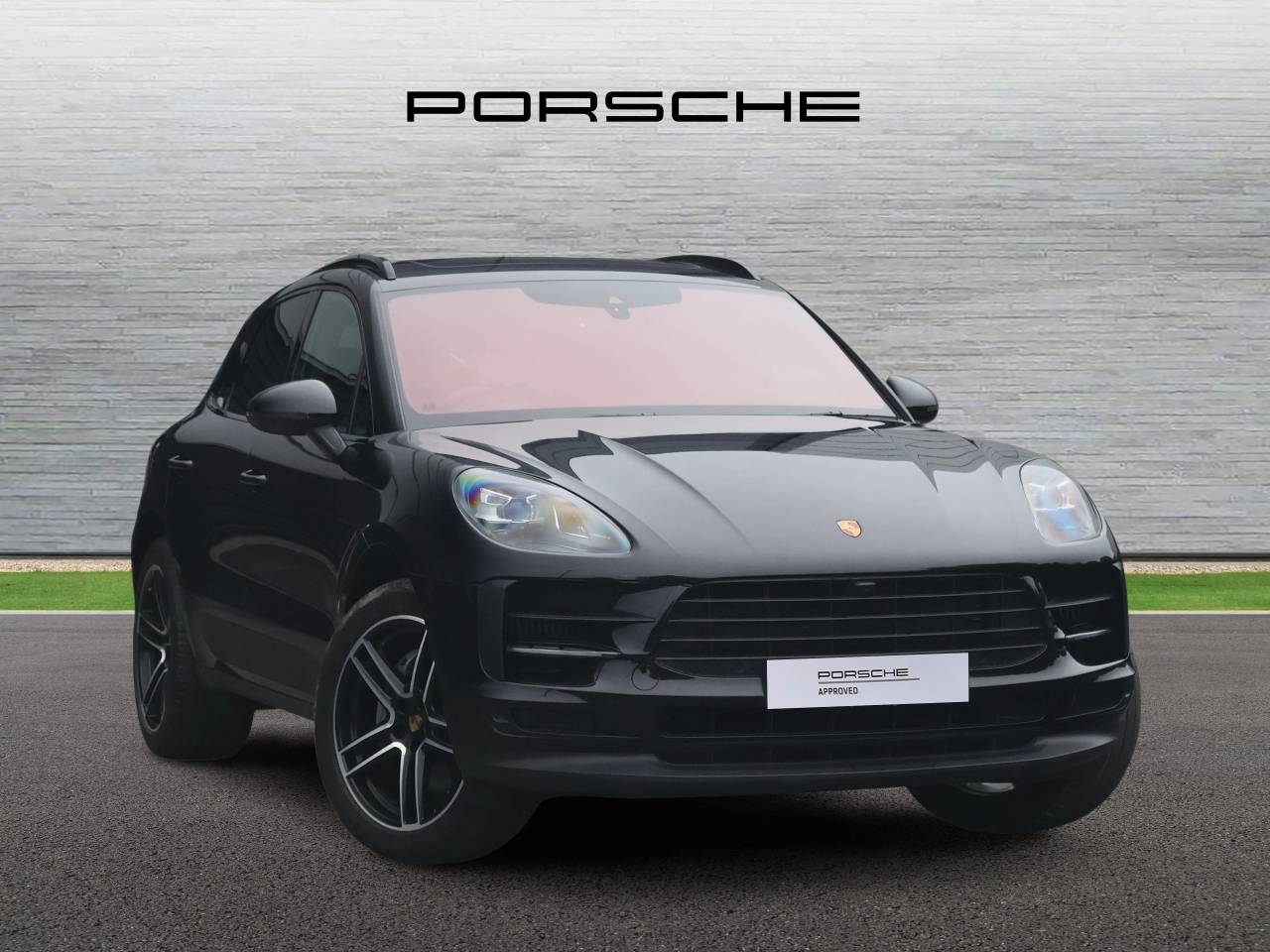 Main listing image - Porsche Macan
