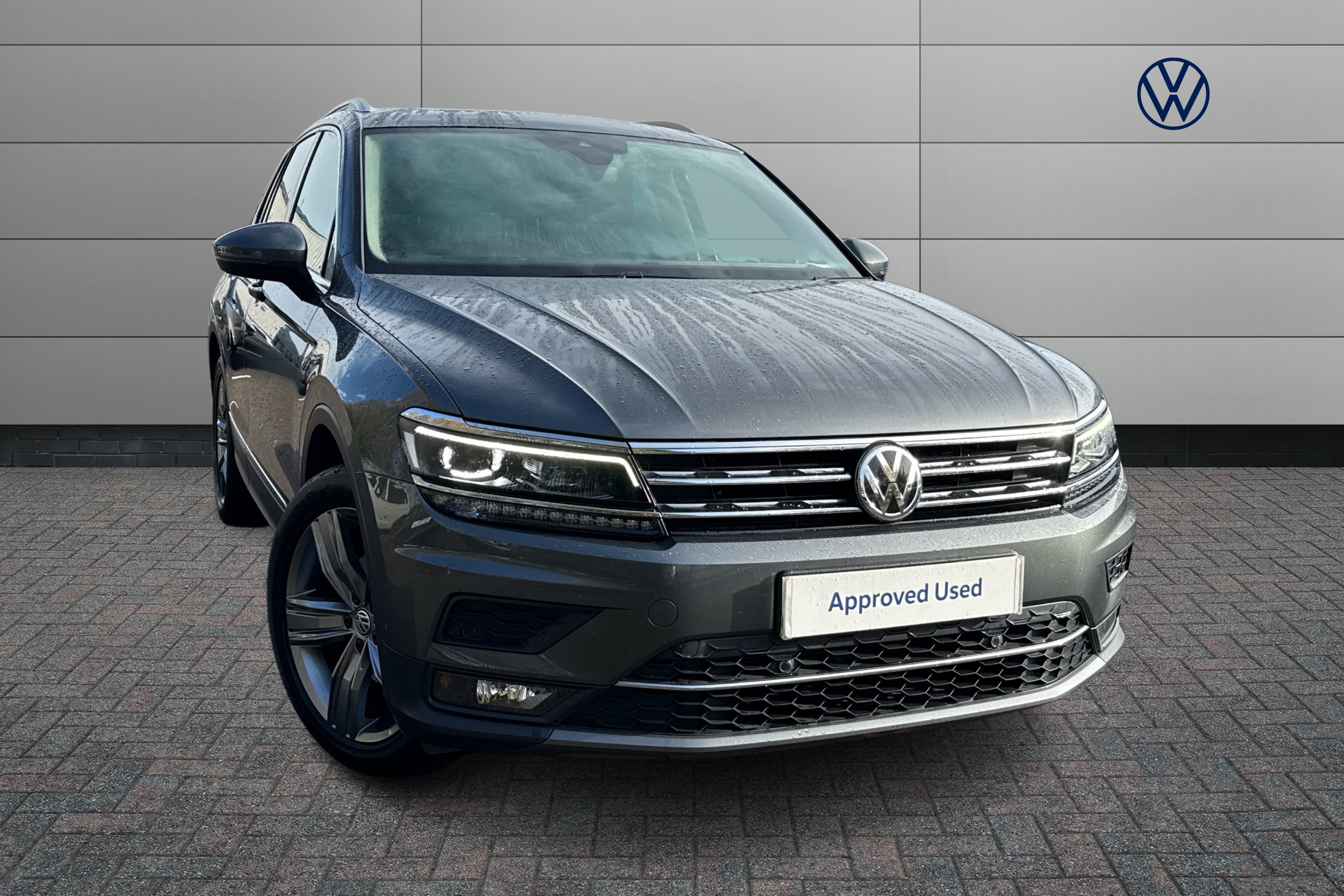 Main listing image - Volkswagen Tiguan