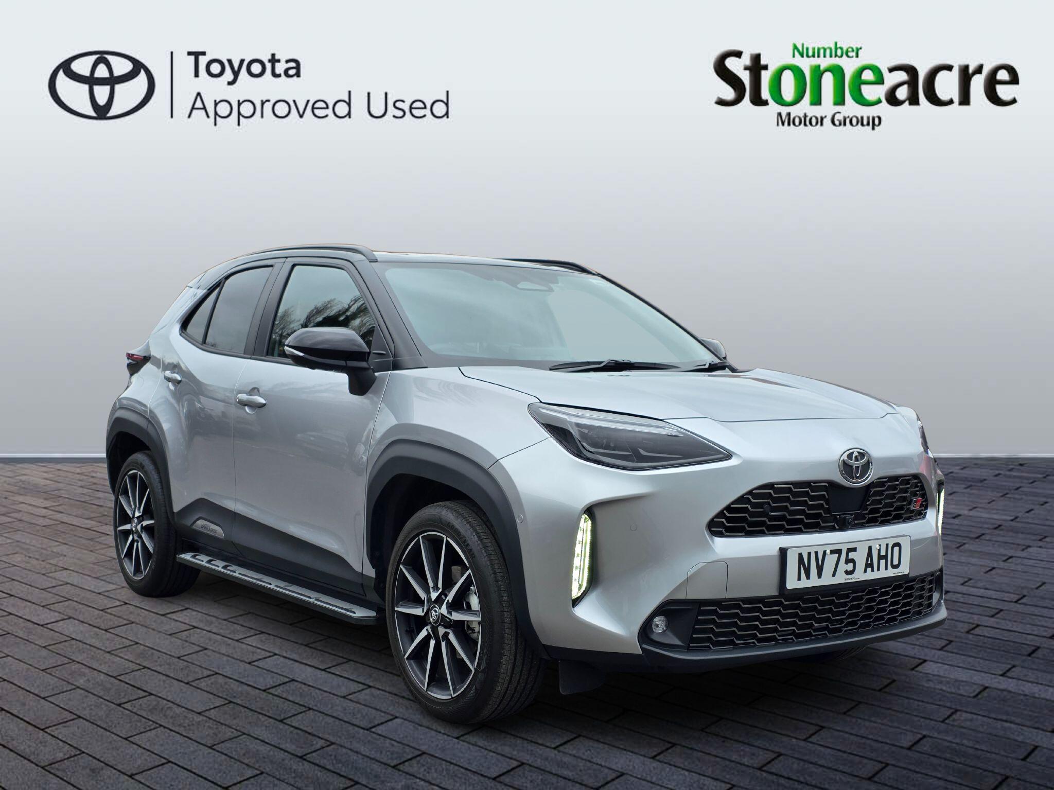 Main listing image - Toyota Yaris Cross