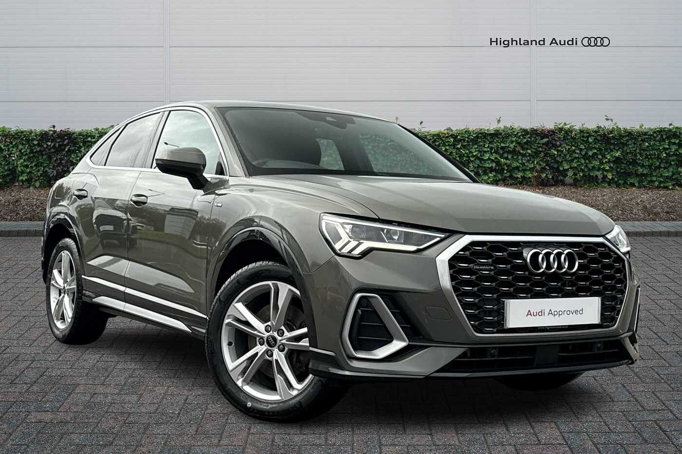 Main listing image - Audi Q3