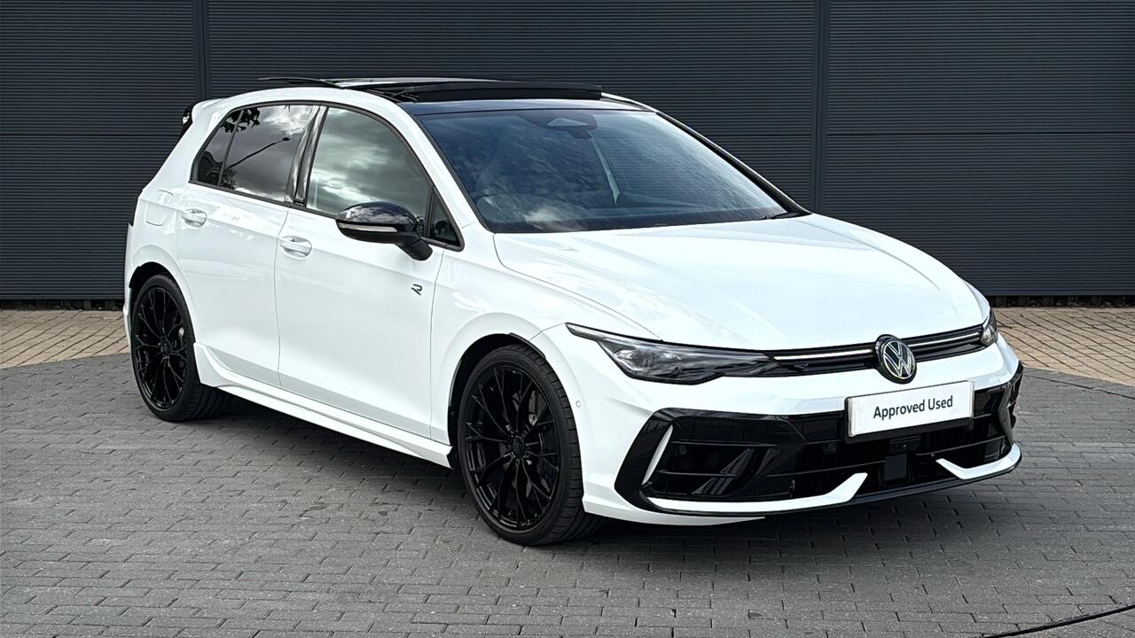 Main listing image - Volkswagen Golf