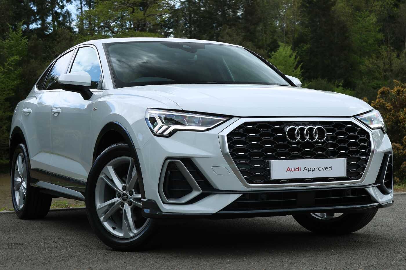 Main listing image - Audi Q3
