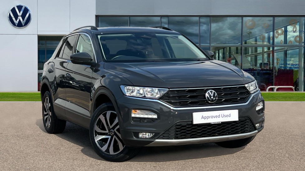 Main listing image - Volkswagen T-Roc