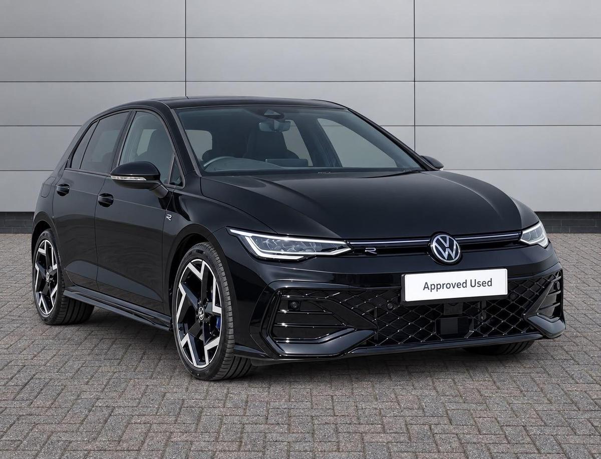 Main listing image - Volkswagen Golf