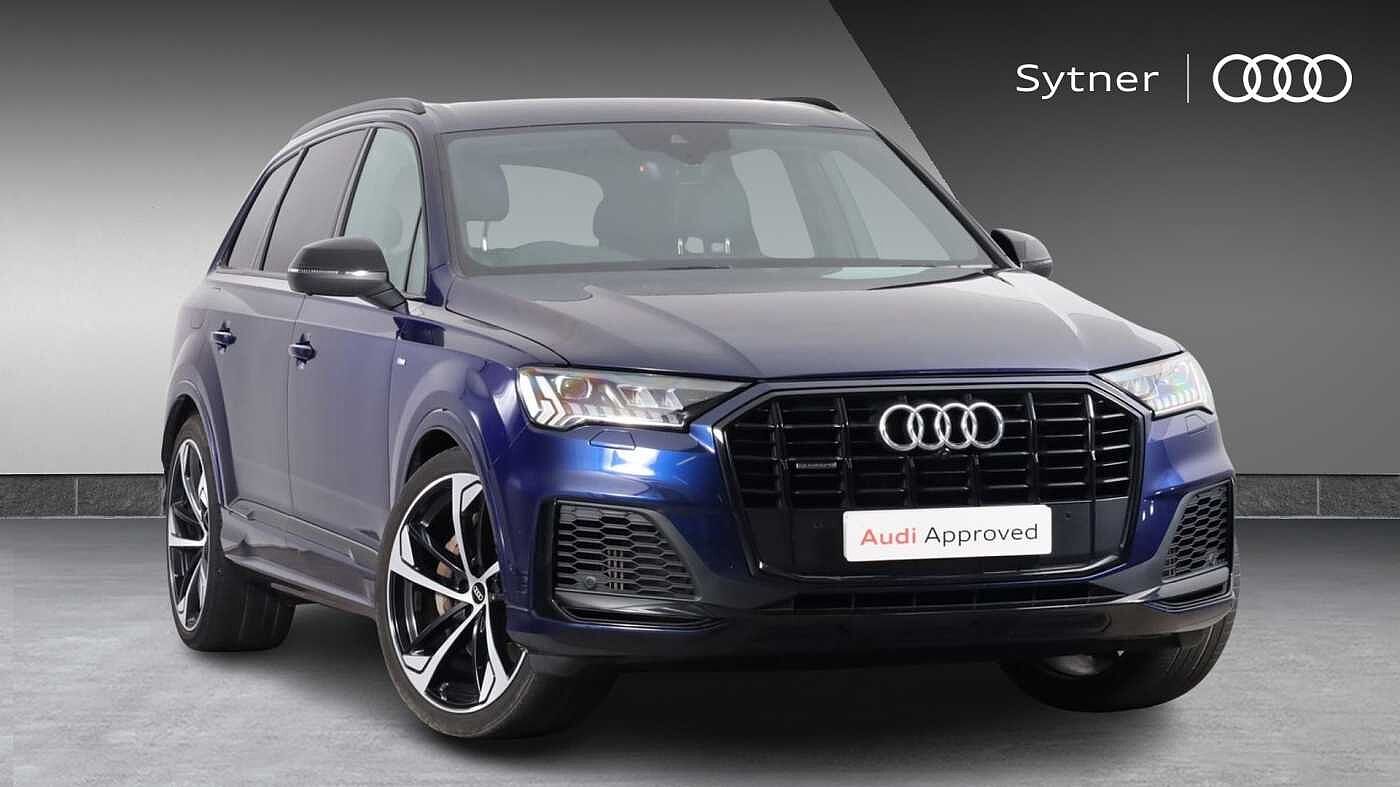 Main listing image - Audi Q7