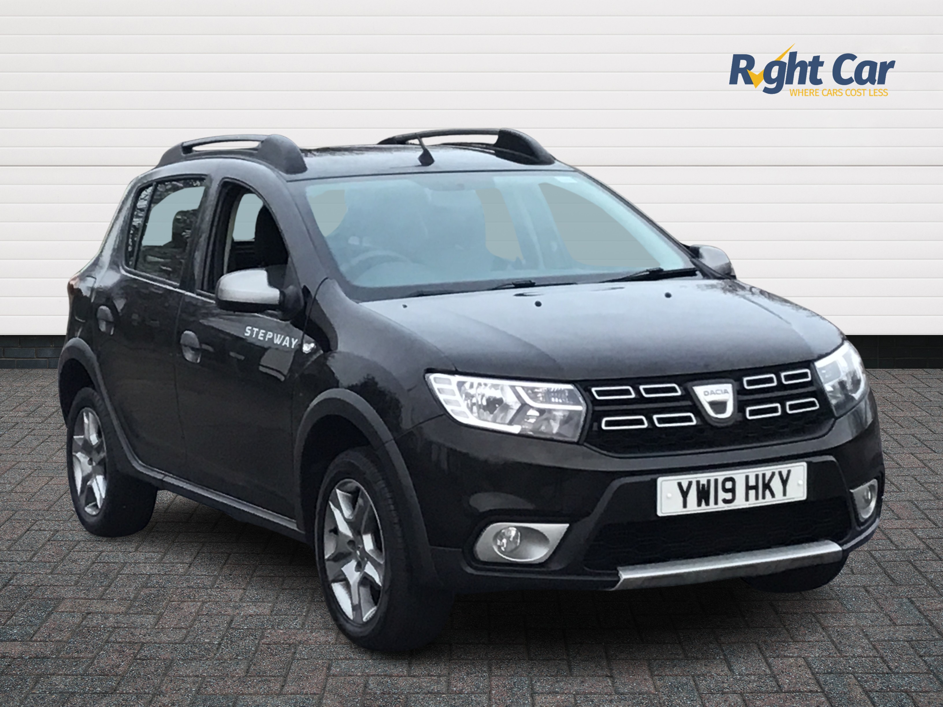 Main listing image - Dacia Sandero Stepway