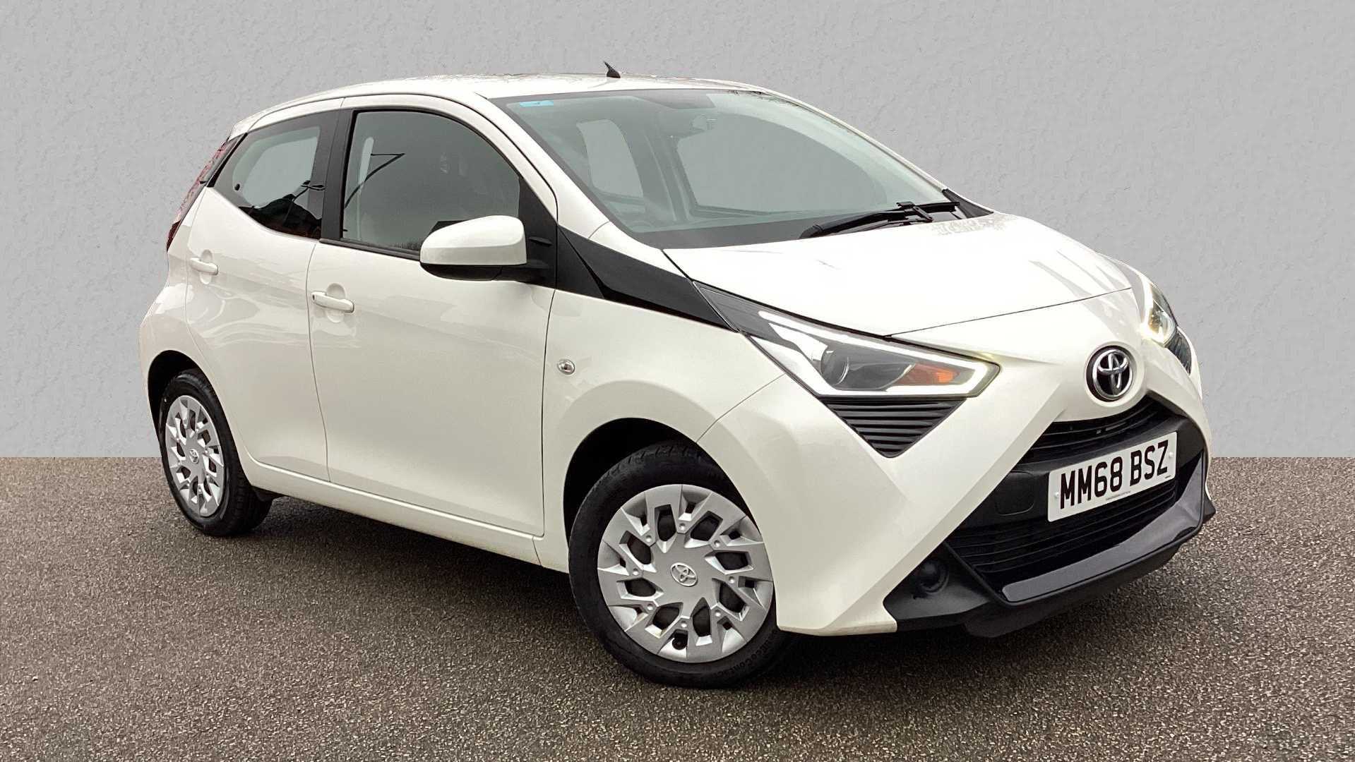 Main listing image - Toyota Aygo