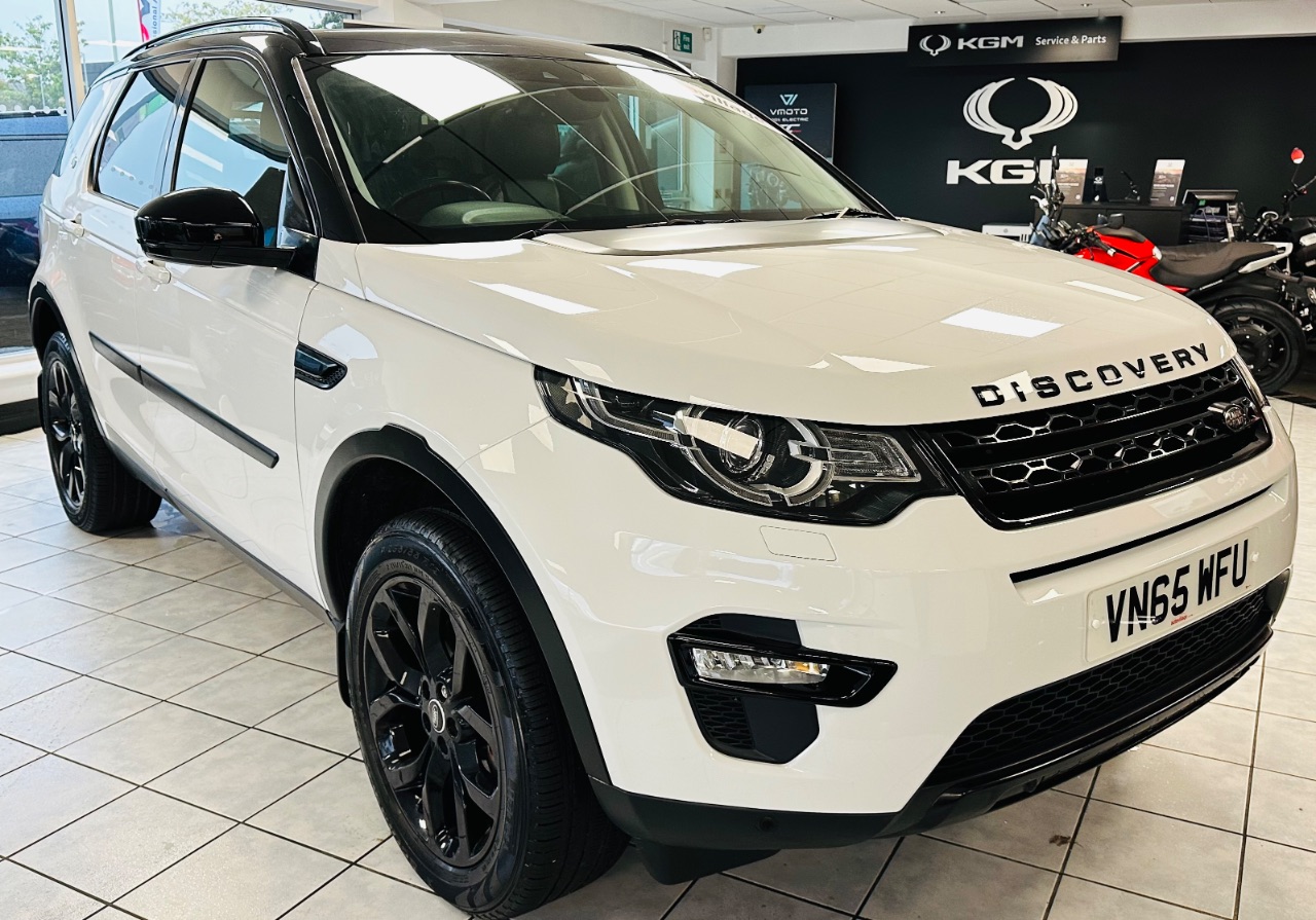 Main listing image - Land Rover Discovery Sport