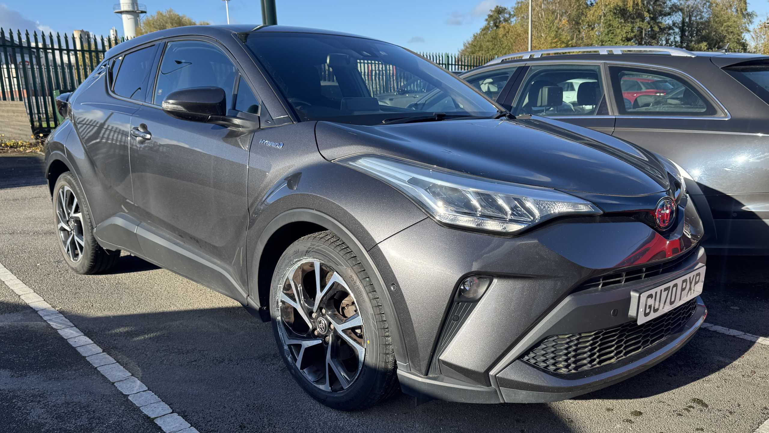 Main listing image - Toyota C-HR